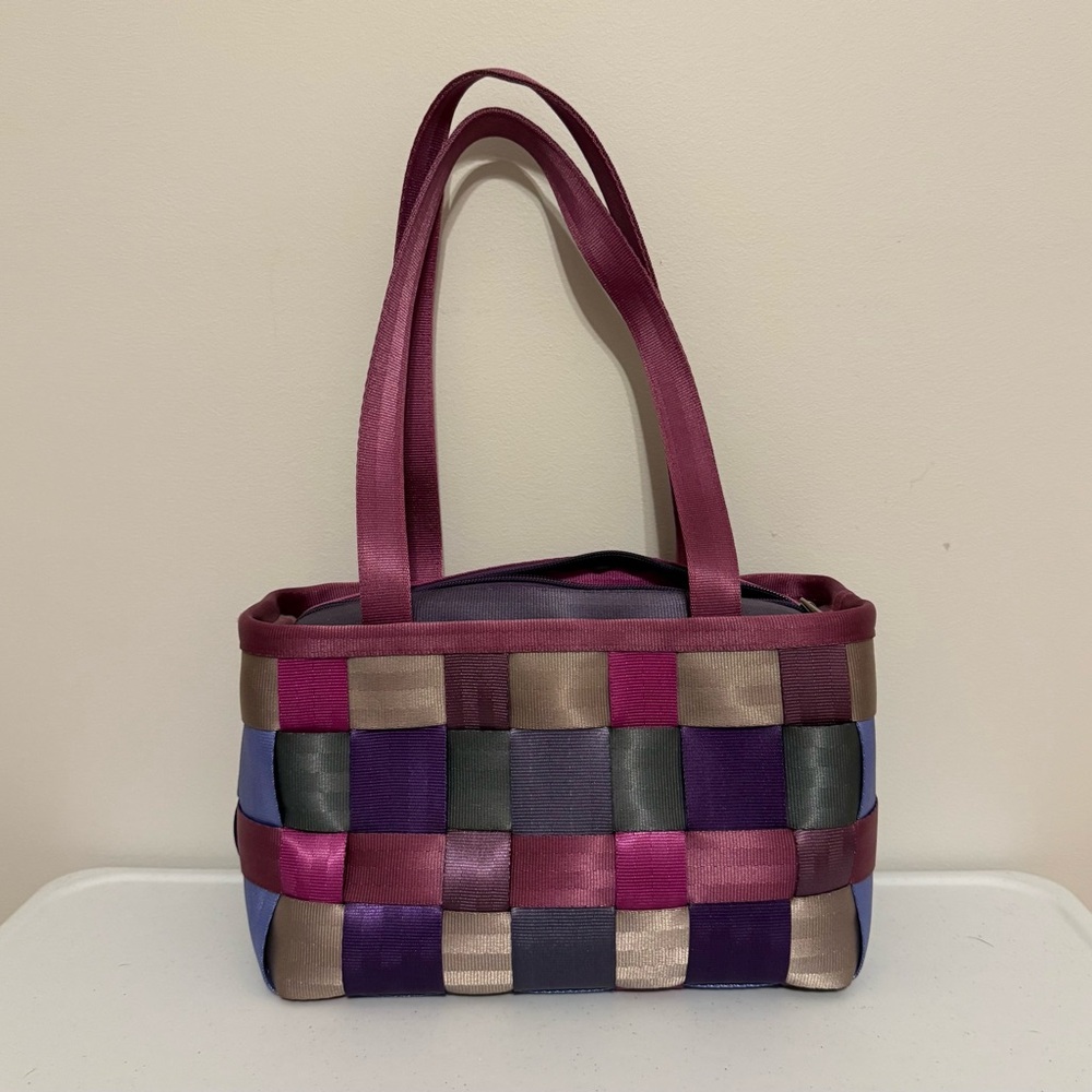 Harveys Moxie Bag in Crantastic